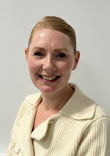 <strong>Mrs Clare Wakefield</strong>